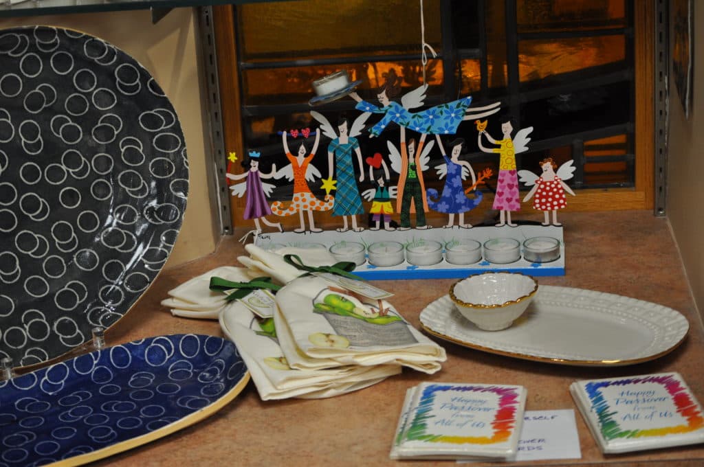 Sisterhood Gift Shop at Wise Temple