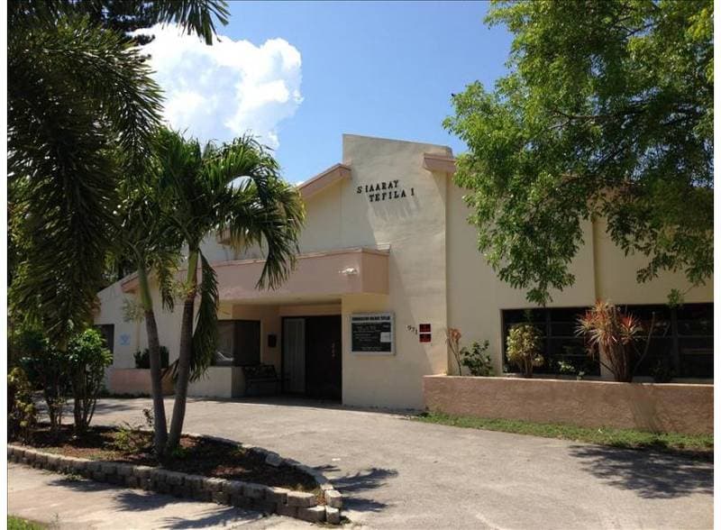 Shaaray Tefilah Men’s Mikvah