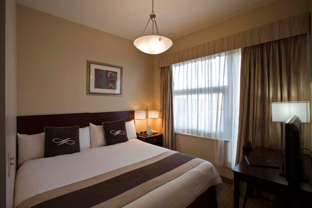 Pointe Plaza Hotel