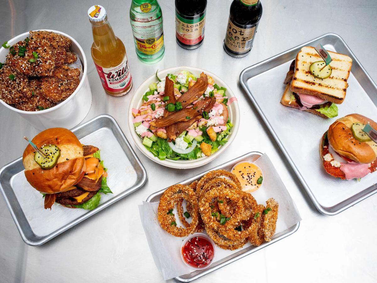 Bubbie's Plant Burgers & Brunch