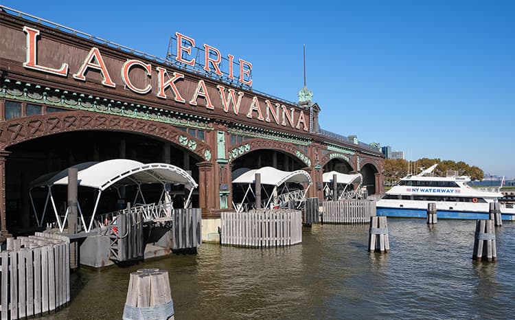 Hoboken Ferries - NY Waterway