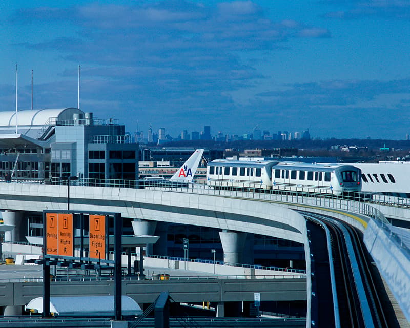 John F. Kennedy International Airport (JFK)
