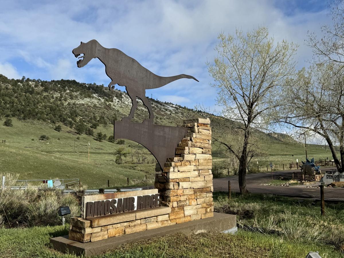 Dinosaur Ridge