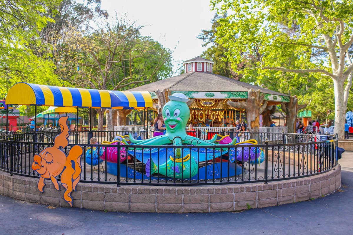 Funderland Amusement Park