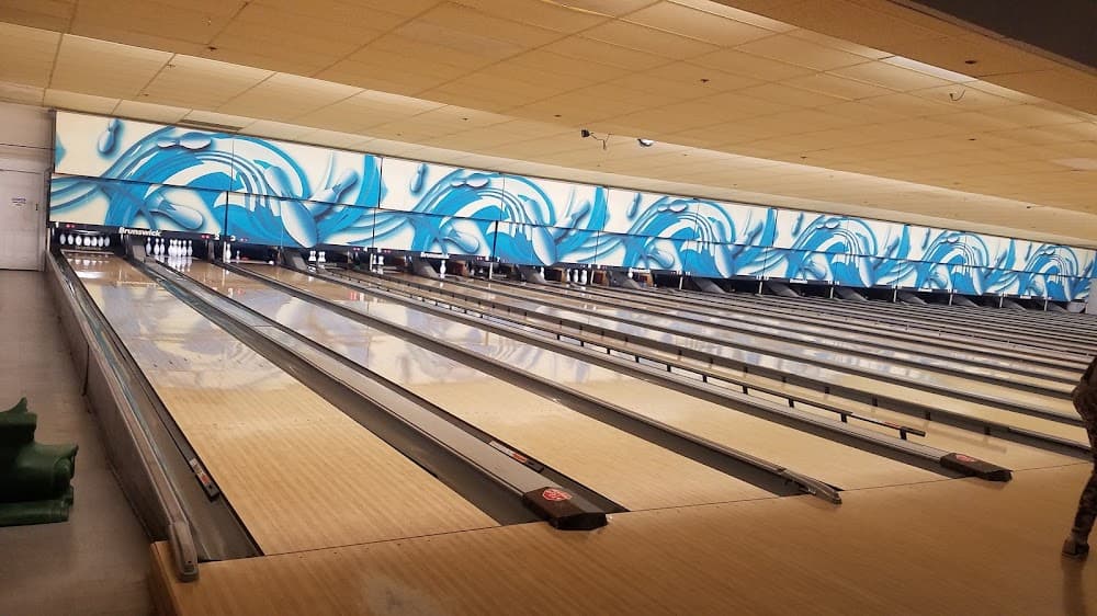 Playdrome Lanes