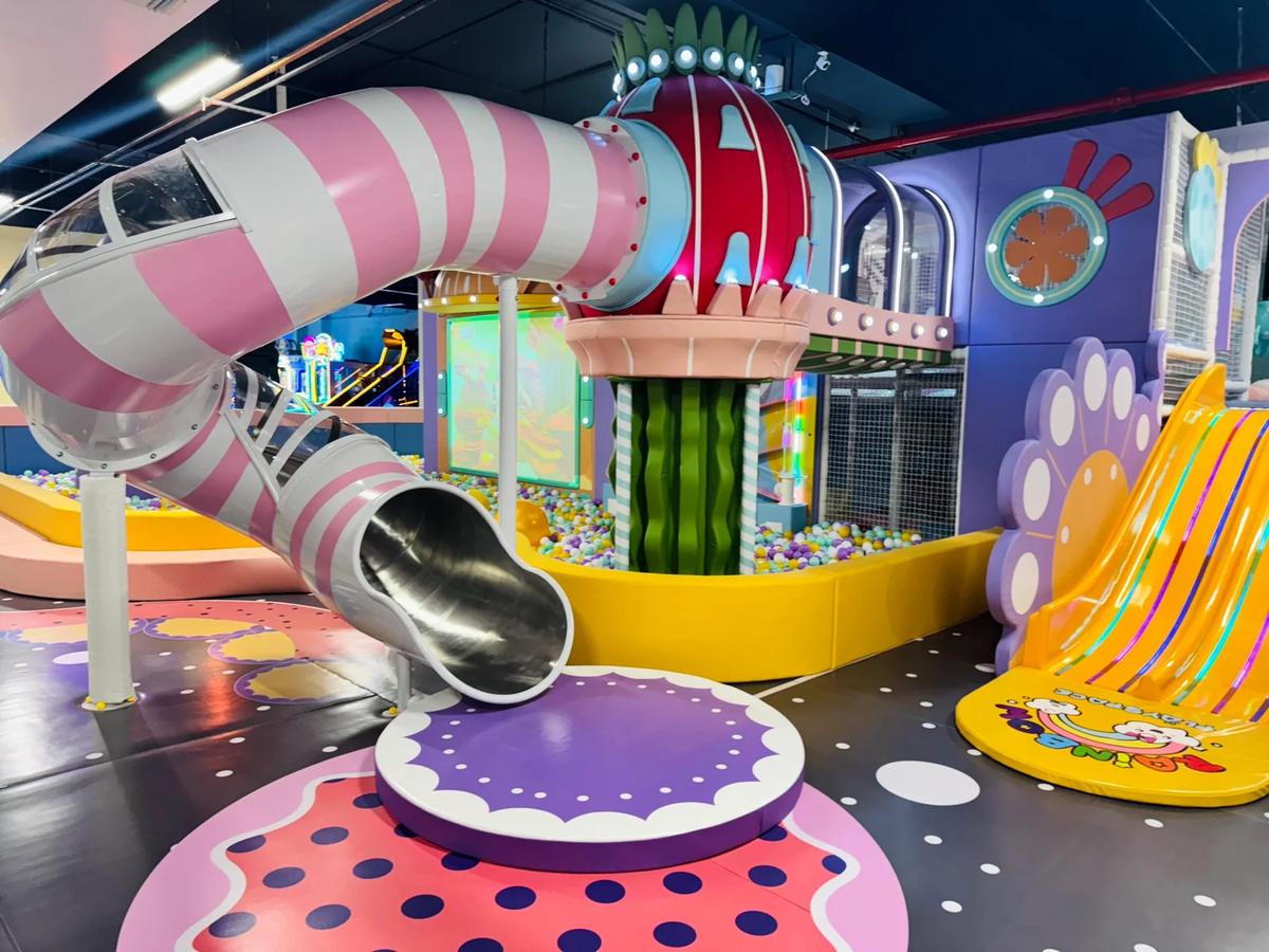 Rainbow Playspace - Bensonhurst