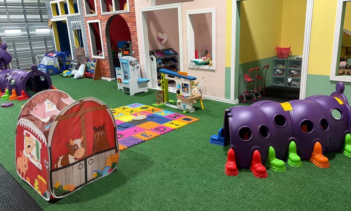 Happy Feet Play and Cafe