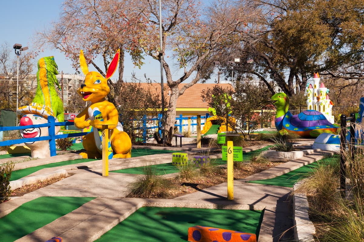 Peter Pan Mini Golf