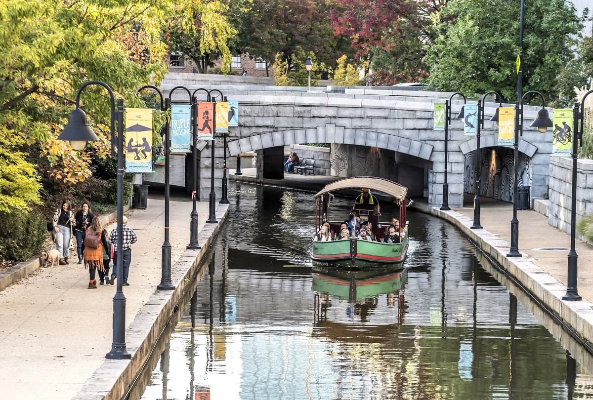 Riverfront Canal Cruises