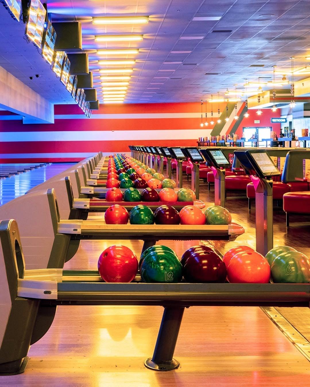 AMF Circle Lanes